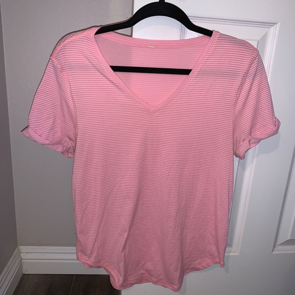 Lululemon tee